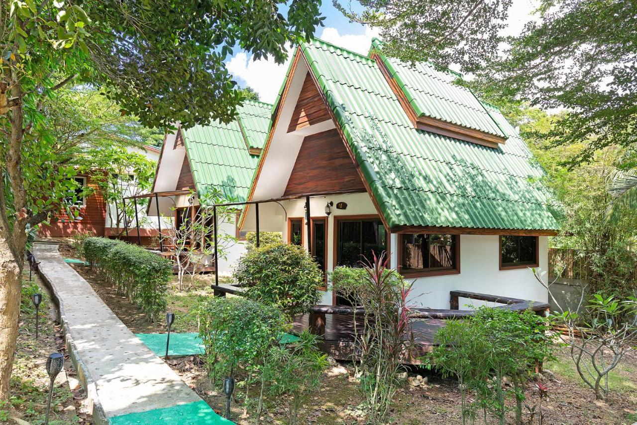 Harmony Naturist Resort Rawai Phuket 18Yr Minimum Age Only Nudist Nake D Fkk Kültér fotó